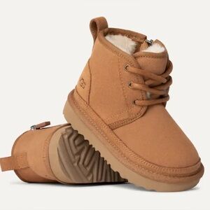 UGG Neumel II Boot Boys Size 7 Chestnut